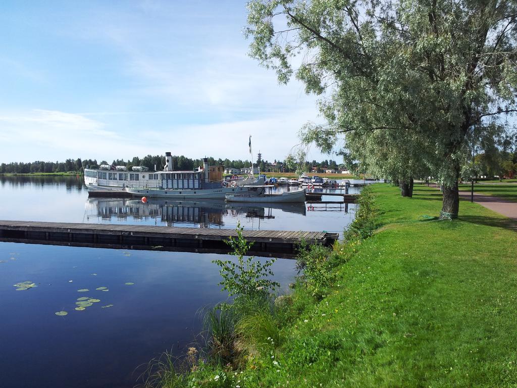 Kristinebergs Bed & Breakfast Mora Exterior photo