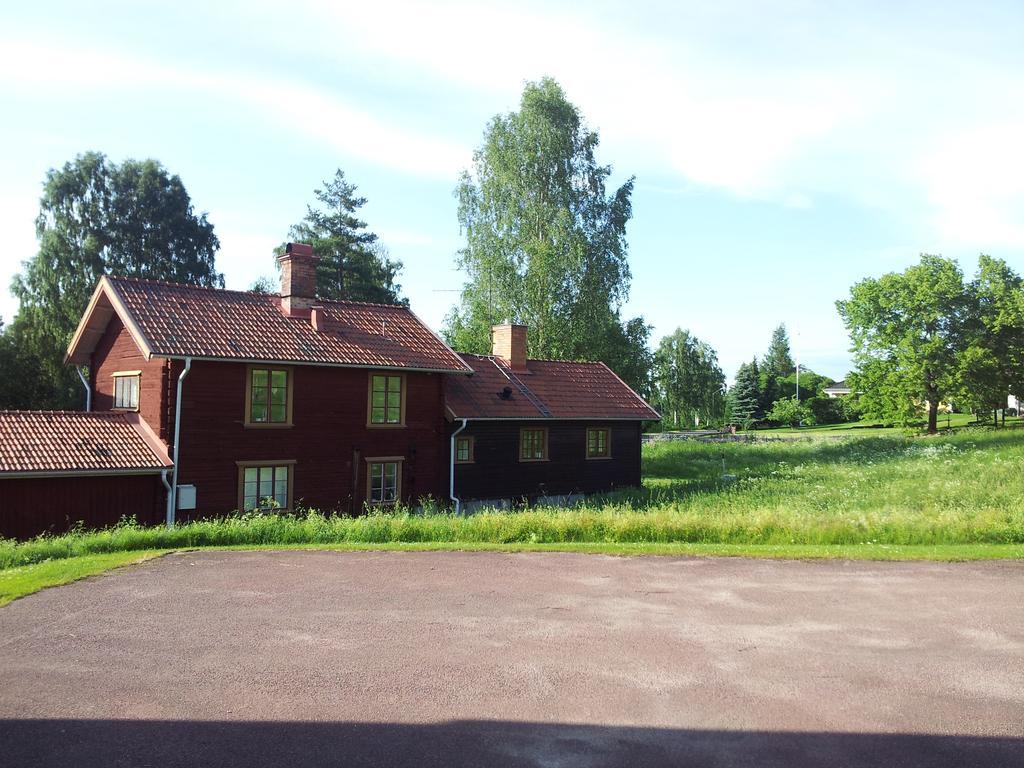 Kristinebergs Bed & Breakfast Mora Exterior photo