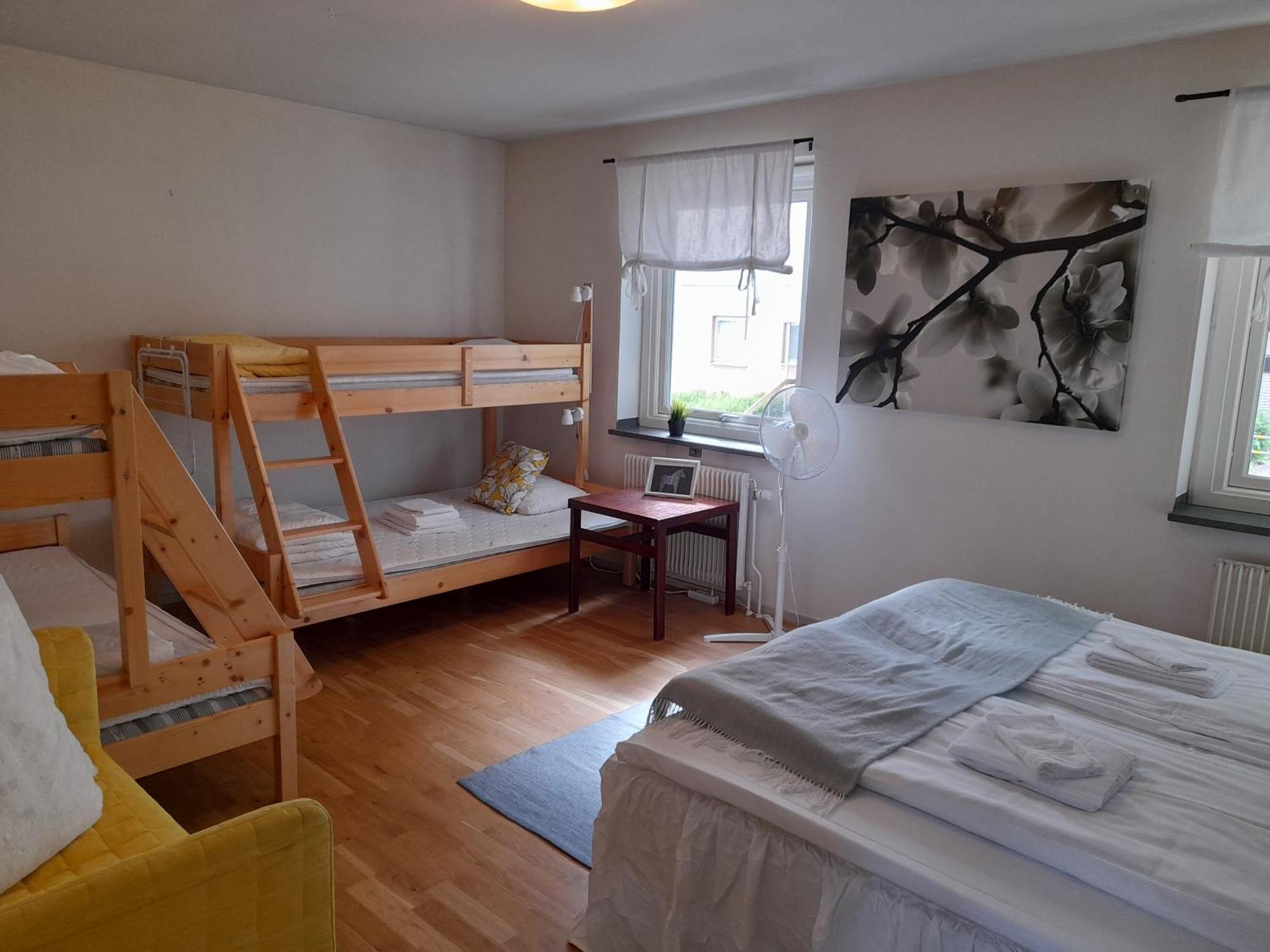 Kristinebergs Bed & Breakfast Mora Exterior photo