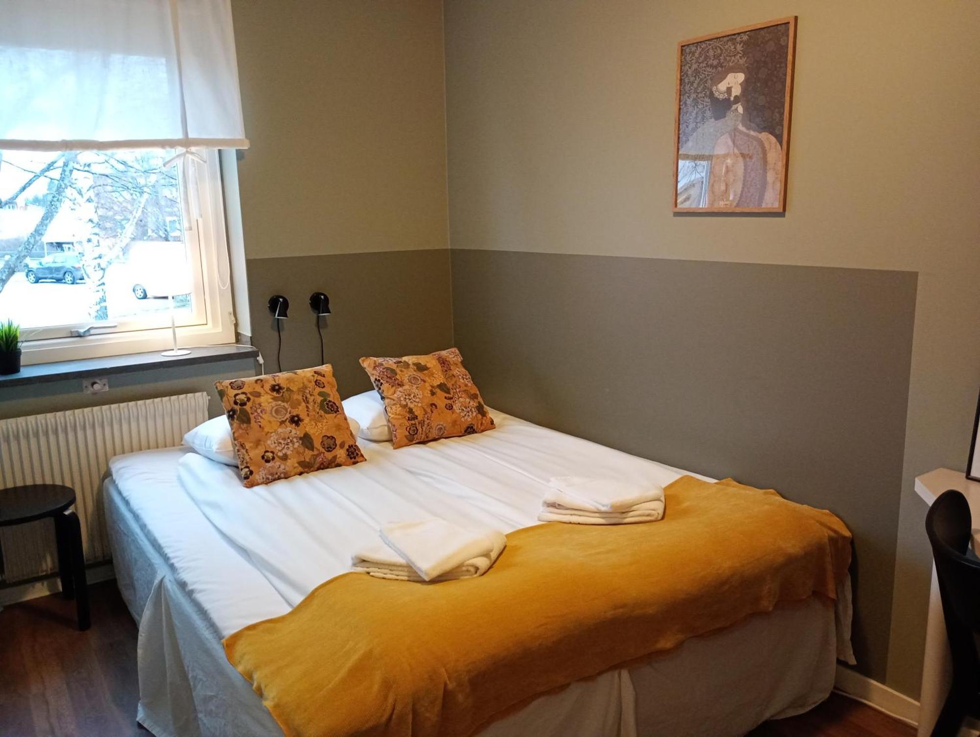 Kristinebergs Bed & Breakfast Mora Exterior photo